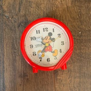 Vintage Lorus Mickey Mouse Clock